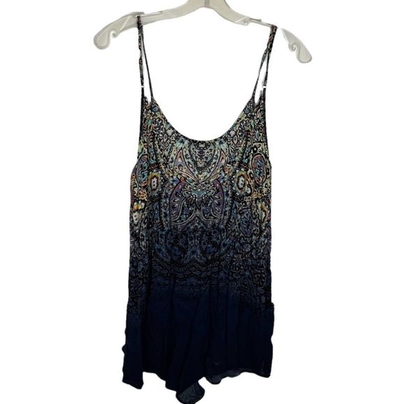 Victoria's Secret Shorts Romper - Picture 6 of 6